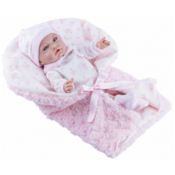 Muñeca bebe con manta